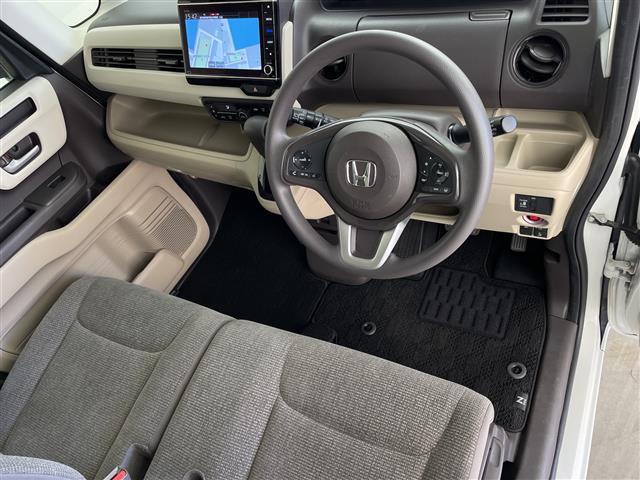 Ｎ－ＢＯＸ Ｇ・Ｌホンダセンシング　ホンダセンシング純正９インチナビＢＴオーディオＣＤ／ＤＶＤ／ＦＭ／ＡＭ純正ビルトインＥＴＣ左パワースライドドアテレビキャンセラーステアリングリモコンレーダークルーズコ（20枚目）