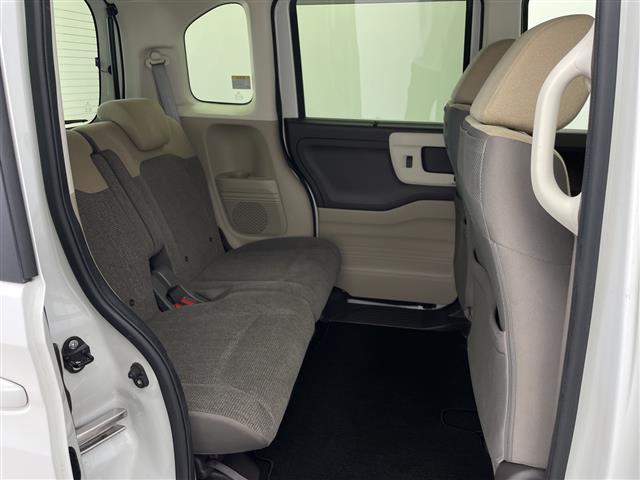 Ｎ－ＢＯＸ Ｇ・Ｌホンダセンシング　ホンダセンシング純正９インチナビＢＴオーディオＣＤ／ＤＶＤ／ＦＭ／ＡＭ純正ビルトインＥＴＣ左パワースライドドアテレビキャンセラーステアリングリモコンレーダークルーズコ（23枚目）