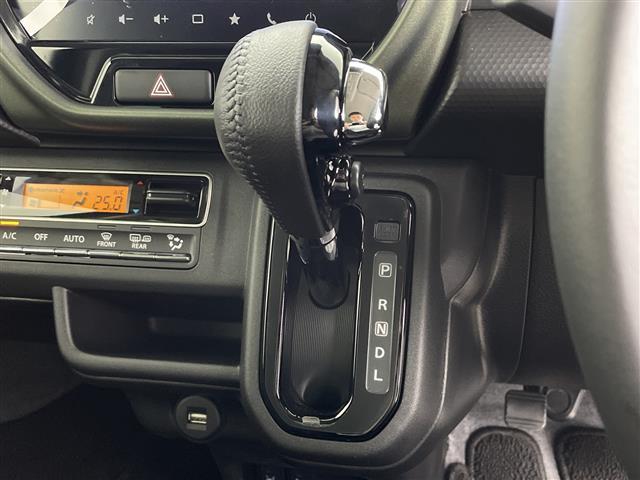 ハスラー タフワイルド　純正メーカーオプションナビＣＤ／ＤＶＤ／ＢＴ／フルセグ全方位カメラシートヒーターオートライトコーナーセンサーステアリングスイッチ純正フロアマットシートバックテーブル（13枚目）