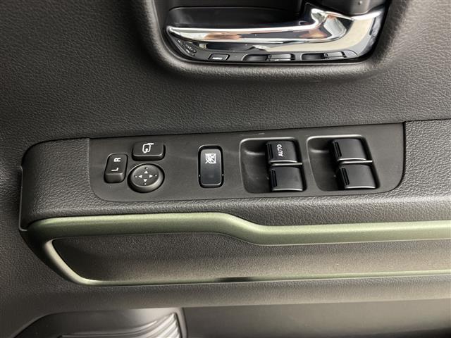 ハスラー タフワイルド　純正メーカーオプションナビＣＤ／ＤＶＤ／ＢＴ／フルセグ全方位カメラシートヒーターオートライトコーナーセンサーステアリングスイッチ純正フロアマットシートバックテーブル（24枚目）