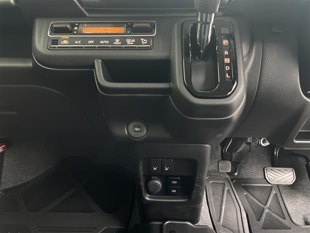 ハスラー タフワイルド　ワンオーナー　禁煙車　全方位カメラ　純正ナヒ゛Ｂｌｕｅｔｏｏｔｈ　フルセグＴＶ　ＣＤ　ＤＶＤ　ＨＵＤスズキセーフティサポート　前後ドラレコ　前席シートヒーター　ＬＥＤヘッドライト　ＵＳＢ端子純正ＡＷ（18枚目）