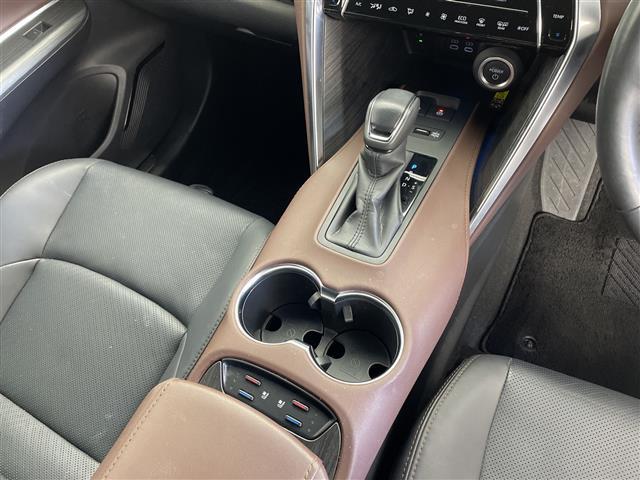 ハリアーハイブリッド Ｚ　レザーパッケージ　純正１２．３型ナビ　Ｂｌｕｅｔｏｏｔｈ　フルセグＴＶ　Ａｐｐｌｅｃａｒｐｌａｙ　フロント・サイドバックカメラ　ＥＴＣ２．０　ＪＢＬサウンドシステム　デジタルインナーミラー型ドラレコ　ワイヤレス充電（15枚目）
