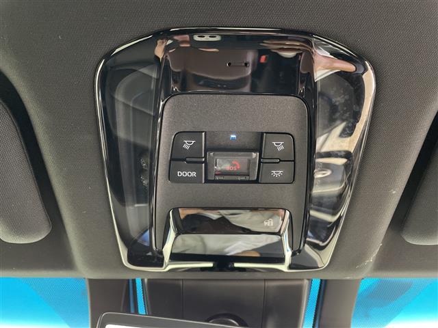 ハリアーハイブリッド Ｚ　レザーパッケージ　純正１２．３型ナビ　Ｂｌｕｅｔｏｏｔｈ　フルセグＴＶ　Ａｐｐｌｅｃａｒｐｌａｙ　フロント・サイドバックカメラ　ＥＴＣ２．０　ＪＢＬサウンドシステム　デジタルインナーミラー型ドラレコ　ワイヤレス充電（16枚目）