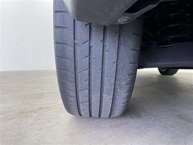 ハリアーハイブリッド Ｚ　レザーパッケージ　純正１２．３型ナビ　Ｂｌｕｅｔｏｏｔｈ　フルセグＴＶ　Ａｐｐｌｅｃａｒｐｌａｙ　フロント・サイドバックカメラ　ＥＴＣ２．０　ＪＢＬサウンドシステム　デジタルインナーミラー型ドラレコ　ワイヤレス充電（39枚目）