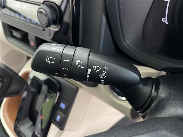 シエンタ Ｚ　ワンオーナー　禁煙車　純正ナビ　Ｂｌｕｅｔｏｏｔｈ　フルセグＦＭ　ＡＭ　ＡｐｐｌｅＣａｒＰｌａｙ　全方位カメラ　前後ドラレコ　両側パワスラ　トヨタセーフティセンス　前後ドラレコ　ビルドインＥＴＣ（10枚目）