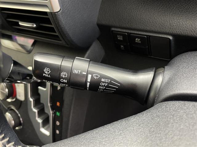 シエンタ ファンベースＧ　ワンオーナー　純正ディーラーナビ　ＢＴ　ＣＤ　ＤＶＤ　フルセグＴＶ　全方位カメラ　ビルドインＥＴＣ　両側パワースライドドア　前席シートヒーター　ハンドルヒーター　ＬＥＤヘッドライト　純正ト゛ラレコ（9枚目）