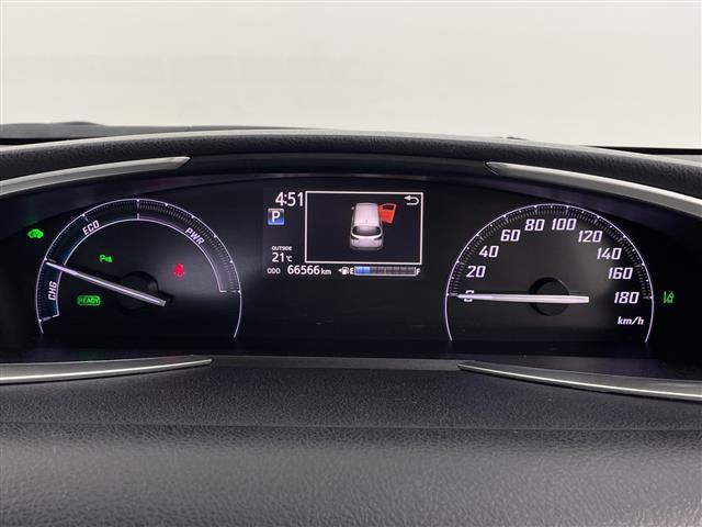 シエンタ ファンベースＧ　ワンオーナー　純正ディーラーナビ　ＢＴ　ＣＤ　ＤＶＤ　フルセグＴＶ　全方位カメラ　ビルドインＥＴＣ　両側パワースライドドア　前席シートヒーター　ハンドルヒーター　ＬＥＤヘッドライト　純正ト゛ラレコ（11枚目）