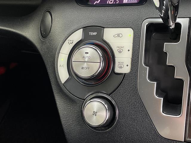 シエンタ ファンベースＧ　ワンオーナー　純正ディーラーナビ　ＢＴ　ＣＤ　ＤＶＤ　フルセグＴＶ　全方位カメラ　ビルドインＥＴＣ　両側パワースライドドア　前席シートヒーター　ハンドルヒーター　ＬＥＤヘッドライト　純正ト゛ラレコ（18枚目）