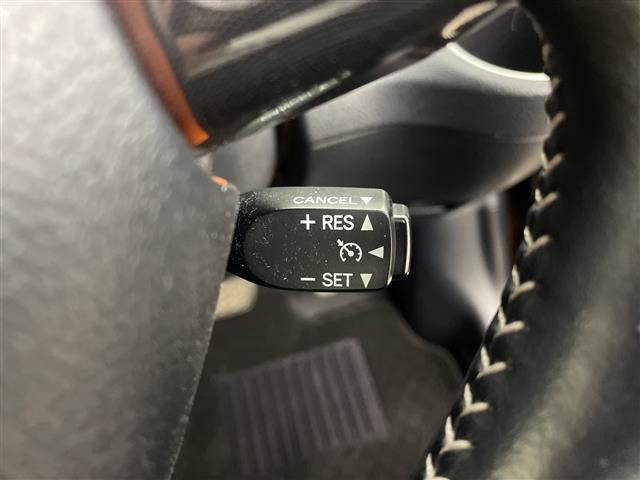 シエンタ ファンベースＧ　ワンオーナー　純正ディーラーナビ　ＢＴ　ＣＤ　ＤＶＤ　フルセグＴＶ　全方位カメラ　ビルドインＥＴＣ　両側パワースライドドア　前席シートヒーター　ハンドルヒーター　ＬＥＤヘッドライト　純正ト゛ラレコ（19枚目）