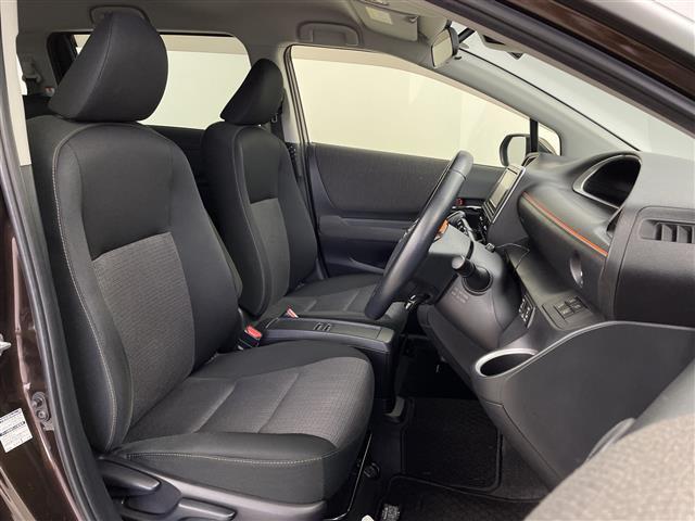 シエンタ ファンベースＧ　ワンオーナー　純正ディーラーナビ　ＢＴ　ＣＤ　ＤＶＤ　フルセグＴＶ　全方位カメラ　ビルドインＥＴＣ　両側パワースライドドア　前席シートヒーター　ハンドルヒーター　ＬＥＤヘッドライト　純正ト゛ラレコ（29枚目）