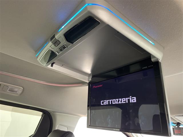 アルファード ２．５Ｓ　純正９型ナビ　バックカメラ　両側パワースライドドア　フリップダウンモニター　前後ドライブレコーダー　革調シートカバー　コーナーセンサー　純正１８インチアルミホイール　ＬＥＤヘッドライト　フォグライト（2枚目）