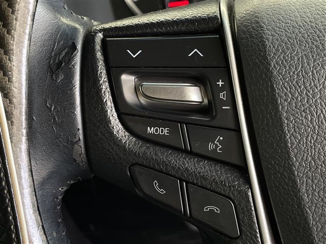 アルファード ２．５Ｓ　純正９型ナビ　バックカメラ　両側パワースライドドア　フリップダウンモニター　前後ドライブレコーダー　革調シートカバー　コーナーセンサー　純正１８インチアルミホイール　ＬＥＤヘッドライト　フォグライト（8枚目）