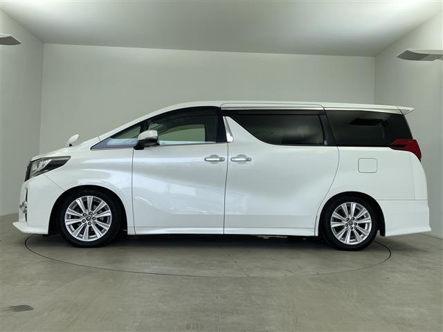 アルファード ２．５Ｓ　純正９型ナビ　バックカメラ　両側パワースライドドア　フリップダウンモニター　前後ドライブレコーダー　革調シートカバー　コーナーセンサー　純正１８インチアルミホイール　ＬＥＤヘッドライト　フォグライト（36枚目）