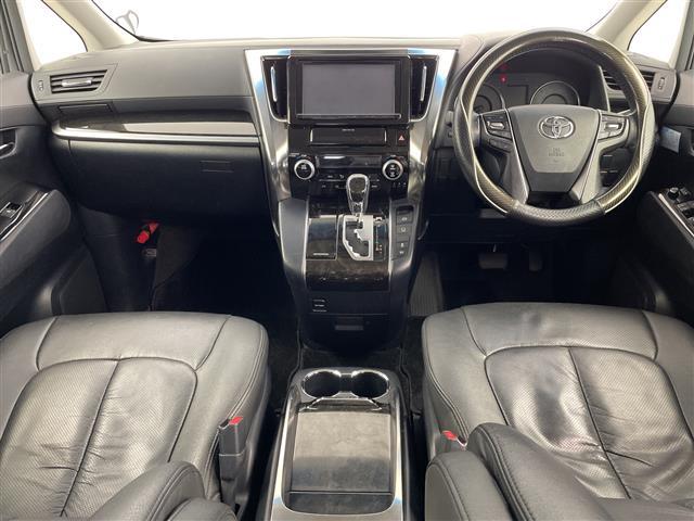 アルファード ２．５Ｓ　純正９型ナビ　バックカメラ　両側パワースライドドア　フリップダウンモニター　前後ドライブレコーダー　革調シートカバー　コーナーセンサー　純正１８インチアルミホイール　ＬＥＤヘッドライト　フォグライト（42枚目）