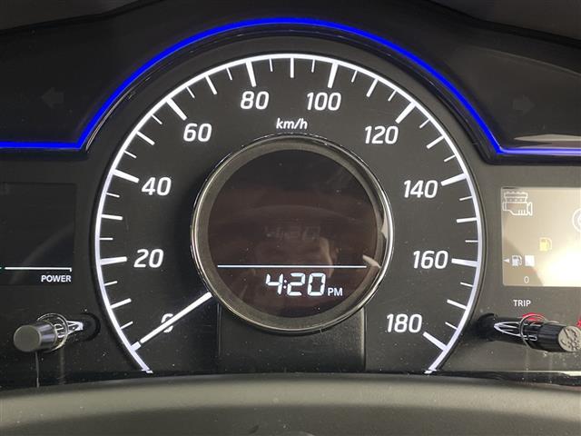 ノート e-パワー メダリスト 純正ナビ アラウンドビューモニター クルーズコントロール エマージェンシーブレーキ レーンキープアシスト デジタルインナーミラー ETC オートライト 純正フロアマット ドアバイザー LEDライト(11枚目)