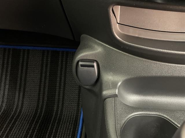 ノート e-パワー メダリスト 純正ナビ アラウンドビューモニター クルーズコントロール エマージェンシーブレーキ レーンキープアシスト デジタルインナーミラー ETC オートライト 純正フロアマット ドアバイザー LEDライト(21枚目)