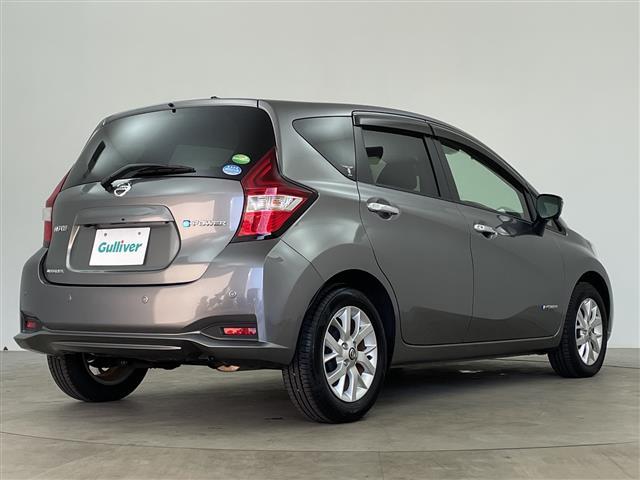 ノート e-パワー メダリスト 純正ナビ アラウンドビューモニター クルーズコントロール エマージェンシーブレーキ レーンキープアシスト デジタルインナーミラー ETC オートライト 純正フロアマット ドアバイザー LEDライト(32枚目)