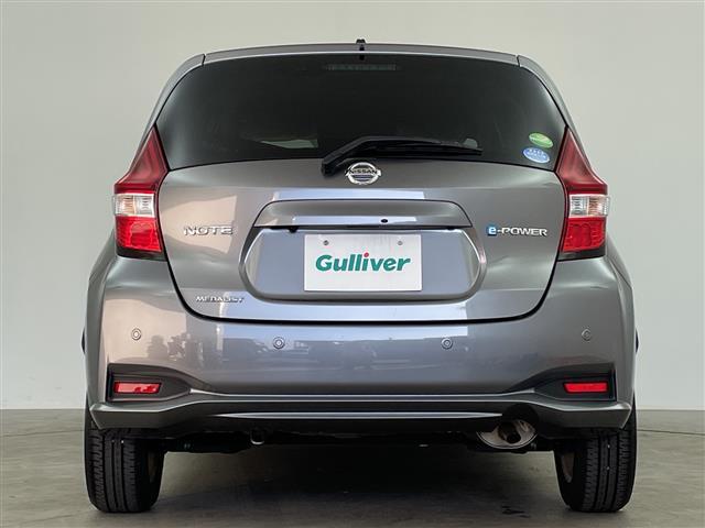 ノート e-パワー メダリスト 純正ナビ アラウンドビューモニター クルーズコントロール エマージェンシーブレーキ レーンキープアシスト デジタルインナーミラー ETC オートライト 純正フロアマット ドアバイザー LEDライト(34枚目)