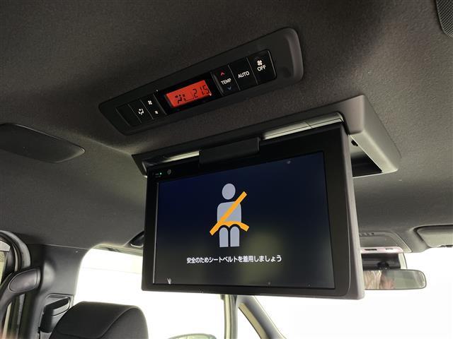 ヴォクシー ＺＳ　煌　純正ナビ　フルセグ　フリップダウンモニター　バックカメラ　ドライブレコーダー　クルーズコントロール　オートハイビーム　オートライト　両側パワースライドドア　レーンキープアシスト　ＥＴＣ　ＵＳＢ入力端子（2枚目）