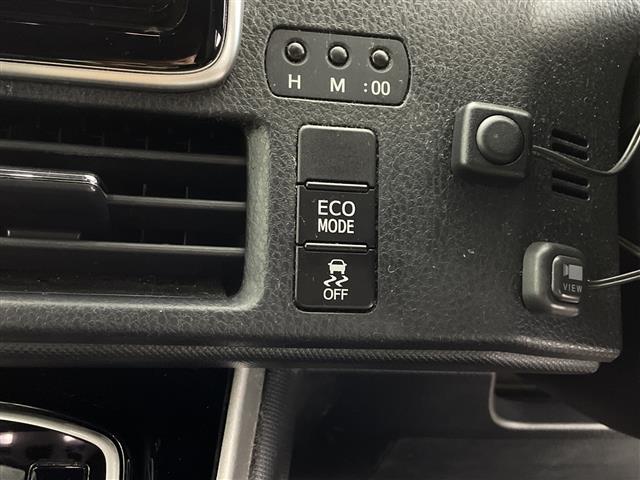 ヴォクシー ＺＳ　煌　純正ナビ　フルセグ　フリップダウンモニター　バックカメラ　ドライブレコーダー　クルーズコントロール　オートハイビーム　オートライト　両側パワースライドドア　レーンキープアシスト　ＥＴＣ　ＵＳＢ入力端子（19枚目）