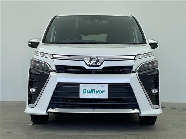 ヴォクシー ＺＳ　煌　純正ナビ　フルセグ　フリップダウンモニター　バックカメラ　ドライブレコーダー　クルーズコントロール　オートハイビーム　オートライト　両側パワースライドドア　レーンキープアシスト　ＥＴＣ　ＵＳＢ入力端子（33枚目）