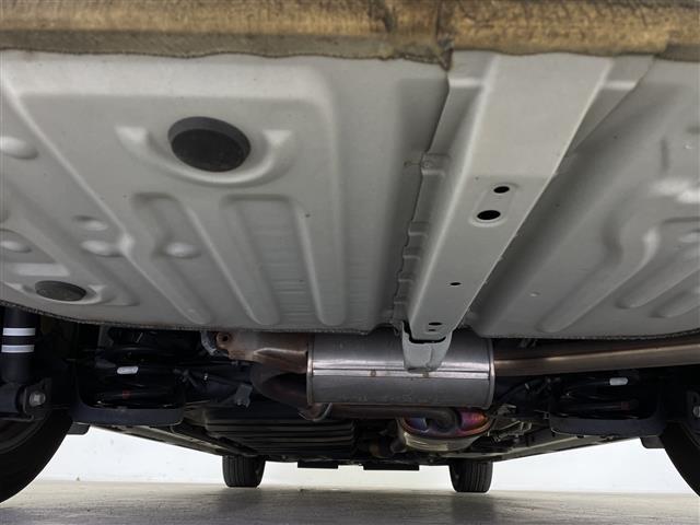 ヴォクシー ＺＳ　煌　純正ナビ　フルセグ　フリップダウンモニター　バックカメラ　ドライブレコーダー　クルーズコントロール　オートハイビーム　オートライト　両側パワースライドドア　レーンキープアシスト　ＥＴＣ　ＵＳＢ入力端子（41枚目）