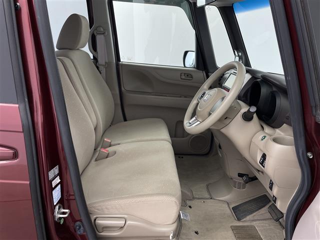 Ｎ－ＢＯＸ Ｇ・Ｌパッケージ　純正ナビ　バックカメラ　両側パワースライドドア　ステアリングスイッチ　ドアバイザー　スマートキー　プッシュスタートボタン　ＥＣＯＮ　純正フロアマット　ベンチシート　チップアップシート　取扱説明書（21枚目）