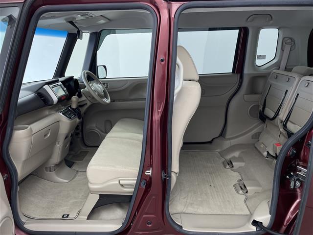 Ｎ－ＢＯＸ Ｇ・Ｌパッケージ　純正ナビ　バックカメラ　両側パワースライドドア　ステアリングスイッチ　ドアバイザー　スマートキー　プッシュスタートボタン　ＥＣＯＮ　純正フロアマット　ベンチシート　チップアップシート　取扱説明書（29枚目）