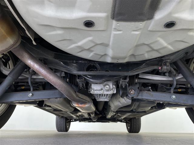 エクストレイル ２０Ｘｔｔ　社外ナビ　フルセグ　クルーズコントロール　シートヒーター　バックカメラ　カプロンシート　ハイパールーフレール　センターデフロック　オートライト　オートハイビーム―　純正アルミホイール　フォグランプ（41枚目）