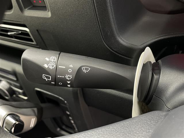 アトレー ＲＳ　社外ナビ　アダプティブクルーズコントロール　両側パワースライドドア　コーナーセンサー　オートライト　アイドリングストップ　ステアリングリモコン　スマートキー　電動格納ミラー　ＲＴＣ　純正フロアマット（3枚目）