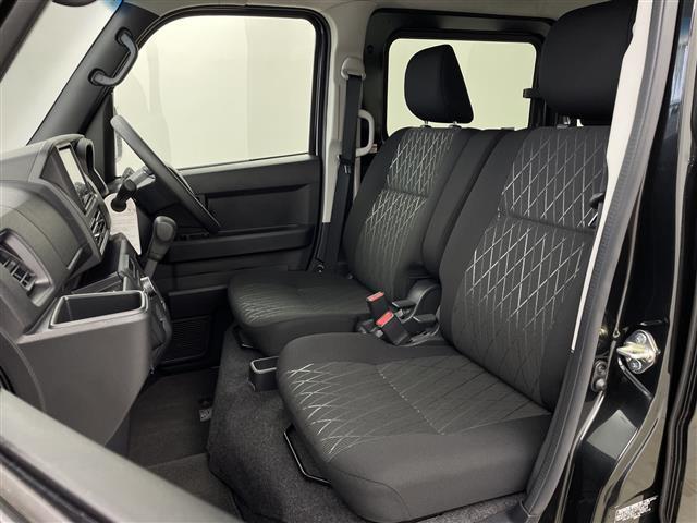 アトレー ＲＳ　社外ナビ　アダプティブクルーズコントロール　両側パワースライドドア　コーナーセンサー　オートライト　アイドリングストップ　ステアリングリモコン　スマートキー　電動格納ミラー　ＲＴＣ　純正フロアマット（19枚目）