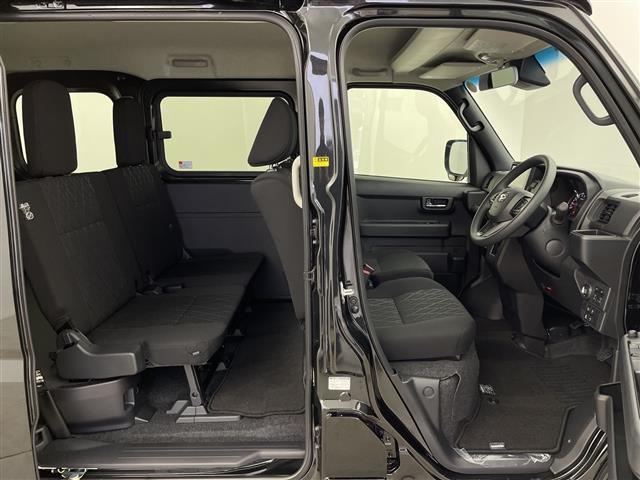 アトレー ＲＳ　社外ナビ　アダプティブクルーズコントロール　両側パワースライドドア　コーナーセンサー　オートライト　アイドリングストップ　ステアリングリモコン　スマートキー　電動格納ミラー　ＲＴＣ　純正フロアマット（24枚目）