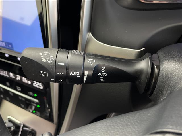 ガラスコーティング、ナビゲーション、ＥＴＣなど、その他のパーツの取り付けお見積もりのご相談も承っております！！クルマのこと何でもお任せください！