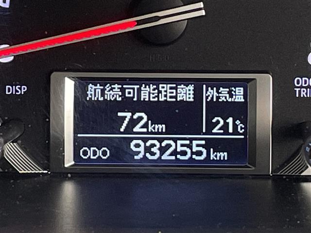 ハイエースバン スーパーGL ダークプライム 社外ナビ フルセグ Bluetooth バックカメラ ハーフレザー 社外アルミホイール ホワイトレタータイヤ ステアリングリモコン オートライト リアガラスフィルム ETC フロアマット ドアバイザー(18枚目)