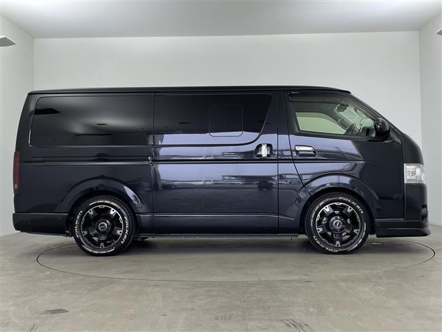 ハイエースバン スーパーGL ダークプライム 社外ナビ フルセグ Bluetooth バックカメラ ハーフレザー 社外アルミホイール ホワイトレタータイヤ ステアリングリモコン オートライト リアガラスフィルム ETC フロアマット ドアバイザー(33枚目)