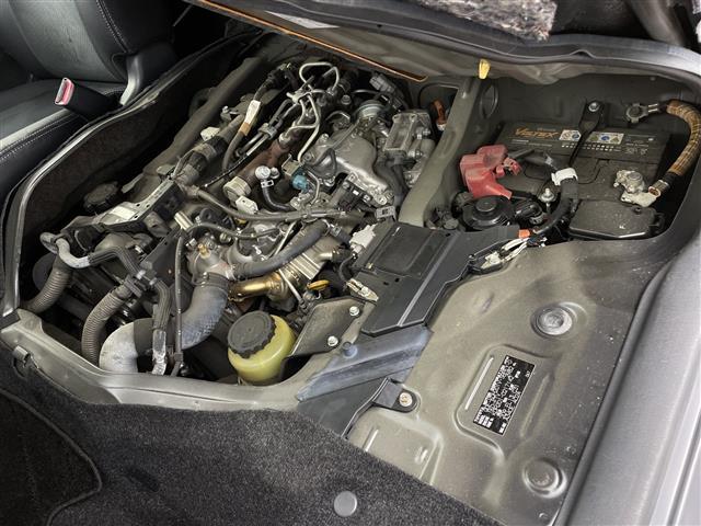 ハイエースバン スーパーGL ダークプライム 社外ナビ フルセグ Bluetooth バックカメラ ハーフレザー 社外アルミホイール ホワイトレタータイヤ ステアリングリモコン オートライト リアガラスフィルム ETC フロアマット ドアバイザー(40枚目)