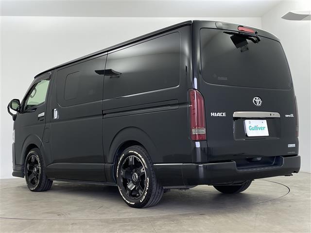 ハイエースバン スーパーGL ダークプライム 社外ナビ フルセグ Bluetooth バックカメラ ハーフレザー 社外アルミホイール ホワイトレタータイヤ ステアリングリモコン オートライト リアガラスフィルム ETC フロアマット ドアバイザー(43枚目)