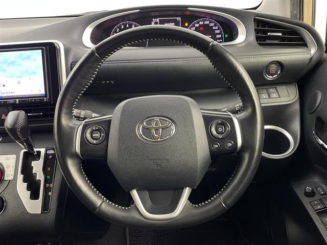 シエンタ Ｇ　グランパー　社外カロツェリアナビ／ＡＶＩＣ－ＲＬ７１１社外カロツェリア製フリップダウンモニター両側パワースライド前席シートヒーターステアリングスイッチ（6枚目）