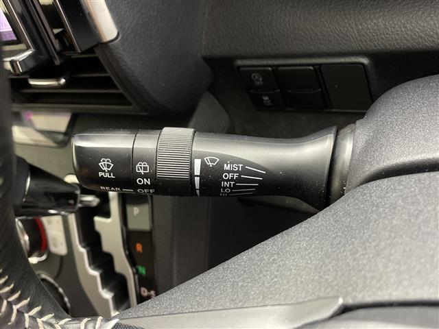 シエンタ Ｇ　グランパー　社外カロツェリアナビ／ＡＶＩＣ－ＲＬ７１１社外カロツェリア製フリップダウンモニター両側パワースライド前席シートヒーターステアリングスイッチ（9枚目）