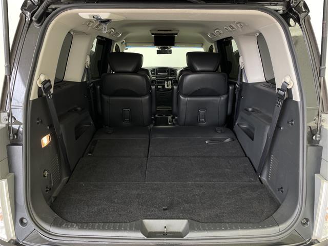 エルグランド 250ハイウェイスターアーバンクロム 社外ナビ Bluetooth フルセグTV ETC バックカメラ 社外フリップダウンモニター オートライト デジタルインナーミラー 両側パワースライドドア オットマンシート 純正フロアマット(27枚目)