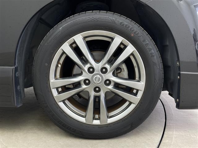 エルグランド 250ハイウェイスターアーバンクロム 社外ナビ Bluetooth フルセグTV ETC バックカメラ 社外フリップダウンモニター オートライト デジタルインナーミラー 両側パワースライドドア オットマンシート 純正フロアマット(37枚目)