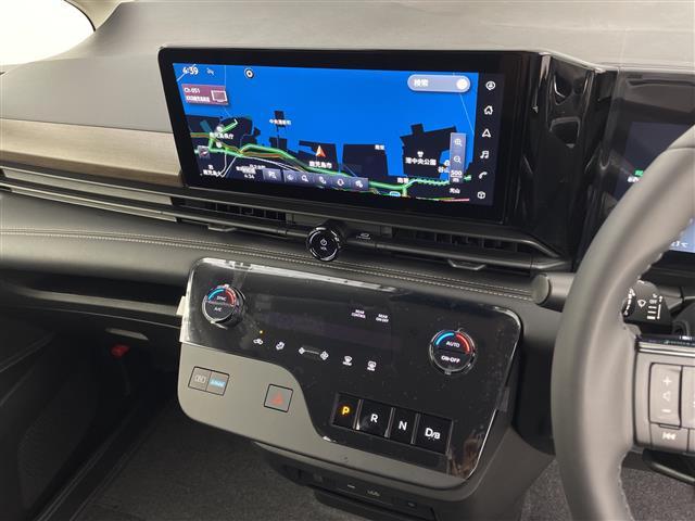 セレナ e-パワー ハイウェイスターV e-POWER 置くだけ充電両側電動スライドドアフルセグ/BT/カープレイ/アンドロイドオート純正フリップダウンモニターヘッドランプオートレベライザー+アダプティブLEDヘッ(5枚目)