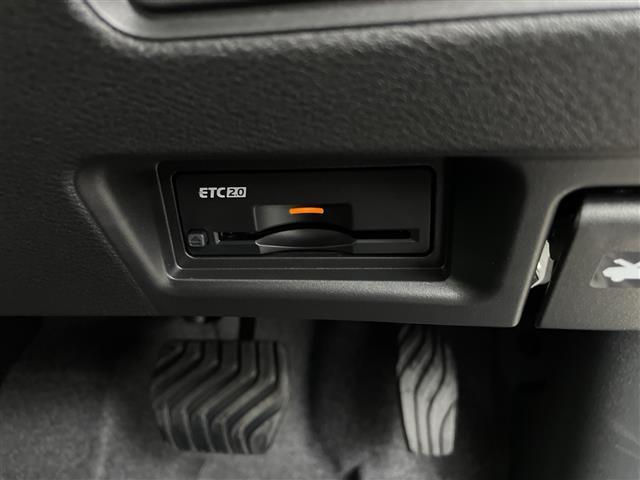 セレナ e-パワー ハイウェイスターV e-POWER 置くだけ充電両側電動スライドドアフルセグ/BT/カープレイ/アンドロイドオート純正フリップダウンモニターヘッドランプオートレベライザー+アダプティブLEDヘッ(20枚目)