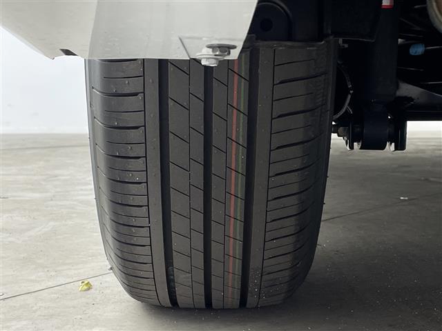 セレナ e-パワー ハイウェイスターV e-POWER 置くだけ充電両側電動スライドドアフルセグ/BT/カープレイ/アンドロイドオート純正フリップダウンモニターヘッドランプオートレベライザー+アダプティブLEDヘッ(38枚目)