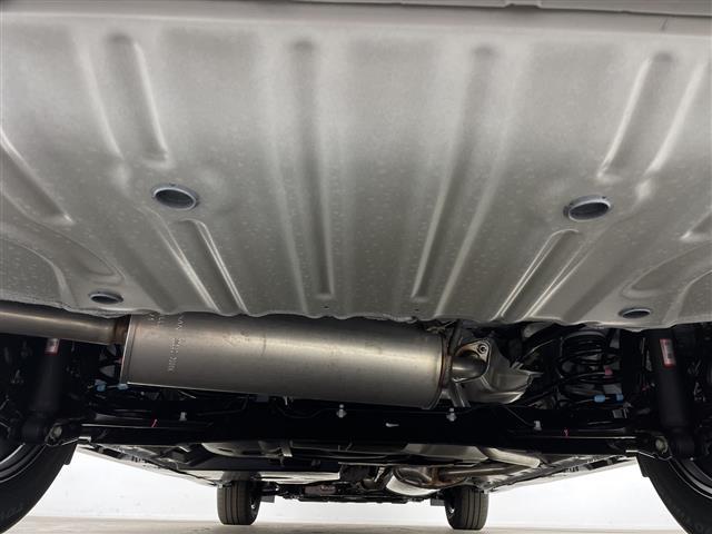 セレナ e-パワー ハイウェイスターV e-POWER 置くだけ充電両側電動スライドドアフルセグ/BT/カープレイ/アンドロイドオート純正フリップダウンモニターヘッドランプオートレベライザー+アダプティブLEDヘッ(41枚目)