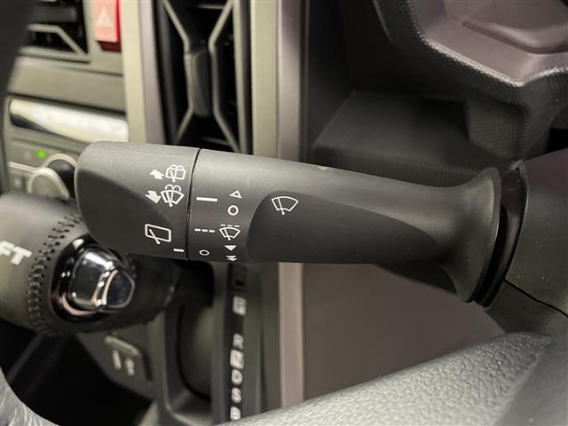 タフト G クロムベンチャー ワンオーナー サンルーフ 純正ディスプレイオーディオ ビルトインETC シートヒーター バックカメラ ステアリングスイッチ オートマチックハイビーム レーンキープアシスト コーナーセンサー 純正AW(9枚目)