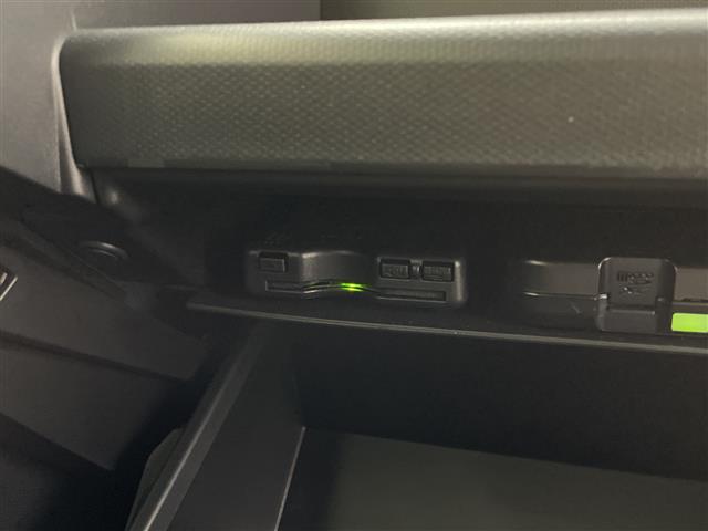 タフト G クロムベンチャー ワンオーナー サンルーフ 純正ディスプレイオーディオ ビルトインETC シートヒーター バックカメラ ステアリングスイッチ オートマチックハイビーム レーンキープアシスト コーナーセンサー 純正AW(20枚目)