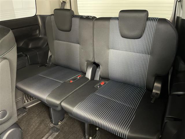 ヴォクシー ZS 煌 純正ナビ Bluetooth フルセグTV ビルトインETC 社外前後ドライブレコーダー 両側パワースライドドア アイドリングストップ フリップダウンモニター バックカメラ(30枚目)