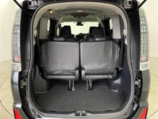 ヴォクシー ZS 煌II アルパイン製10インチナビ フリップダウンモニター バックカメラ アルパイン製スピーカー 純正フロアマット ドアバイザー 両側パワースライドドア LEDヘッドライト オートマチックハイビーム ETC(19枚目)