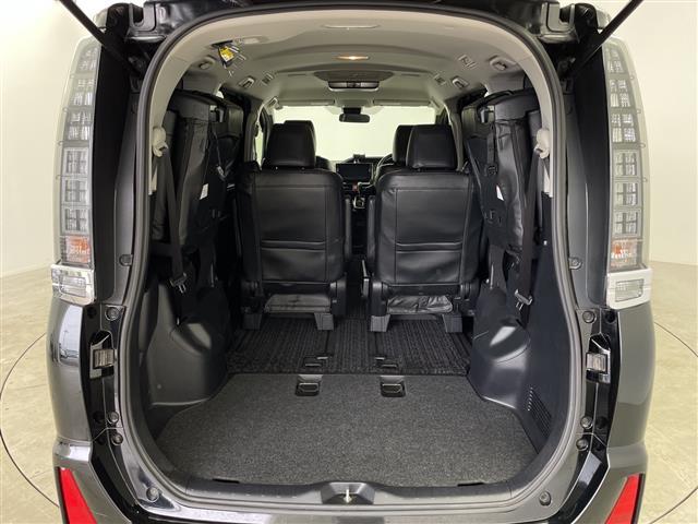 ヴォクシー ZS 煌II アルパイン製10インチナビ フリップダウンモニター バックカメラ アルパイン製スピーカー 純正フロアマット ドアバイザー 両側パワースライドドア LEDヘッドライト オートマチックハイビーム ETC(20枚目)